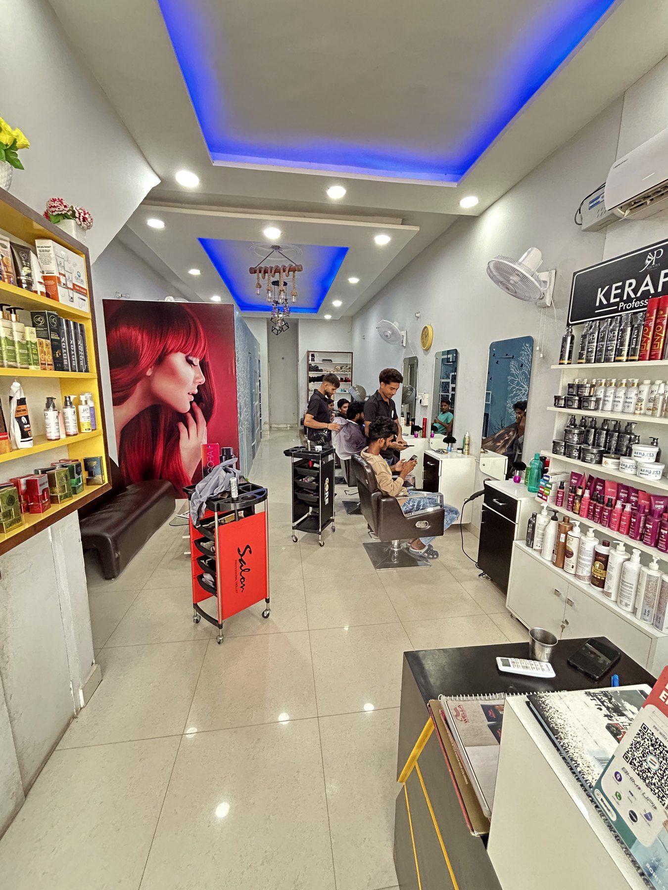 Luxe Lights salon floor in Kharar